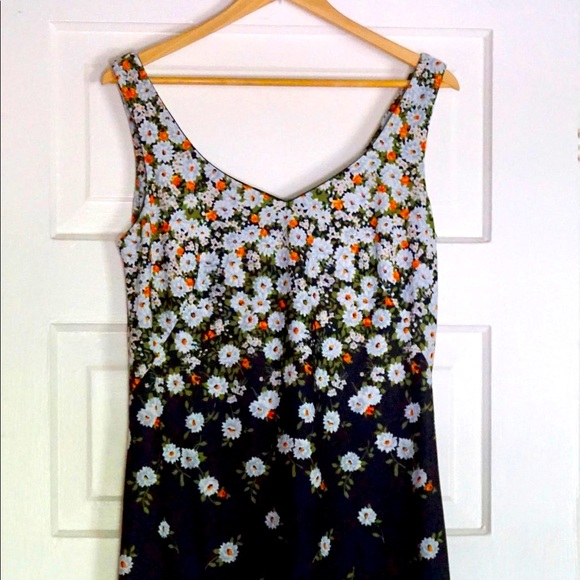 Vintage Floor-Length Dress with Cape - M/L - Picture 5 of 9